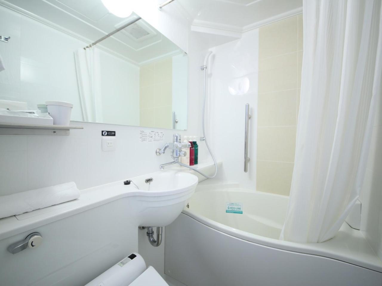 Apa Hotel Yodoyabashi Kitahama Ekimae أوساكا الغرفة الصورة